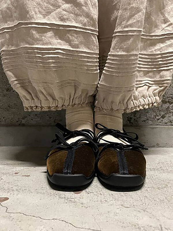 立川店/EC限定】リネンルナポケットフリルパンツ（ブラック/ベージュ