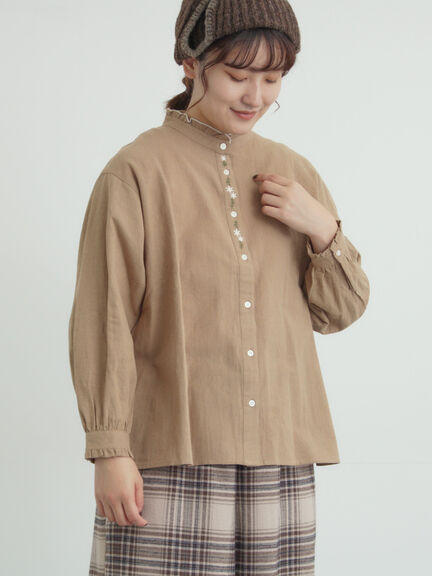 前立て刺繍フリルブラウス（オフホワイト/ベージュ/キナリ）｜Samansa Mos2（サマンサ モスモス）通販