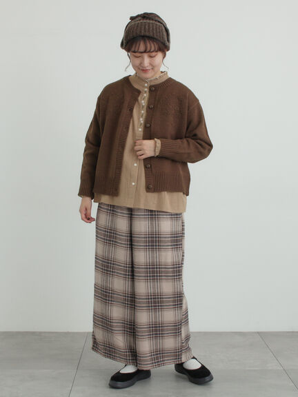 前立て刺繍フリルブラウス（オフホワイト/ベージュ/キナリ）｜Samansa Mos2（サマンサ モスモス）通販