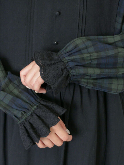 【WEB限定】前後2WAYレース襟ブラウス（オフホワイト/ブラック/ネイビー）｜Samansa Mos2（サマンサ モスモス）通販