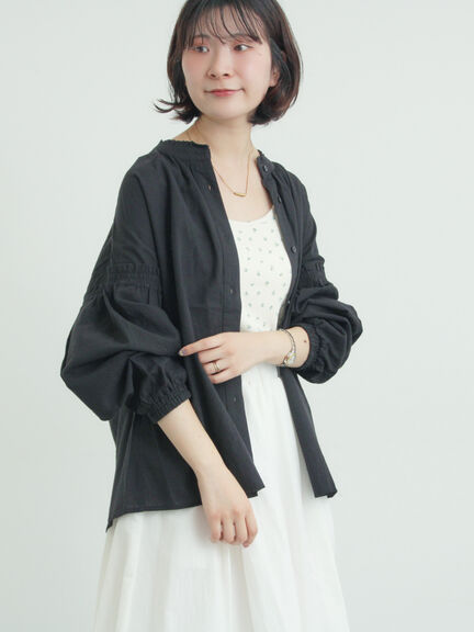 袖シャーリングギャザーブラウス（オフホワイト/ブラック/サックスブルー）｜Samansa Mos2（サマンサ モスモス）通販