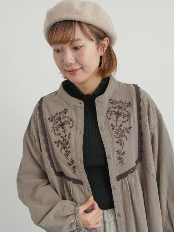 【試着のみ】リバティ　ローズザンジー　カシュクールワンピース　スモッキング刺繍 リバティプリントワンピース LE SOUK HOLIDAY｜クロスプラス公式通販サイト