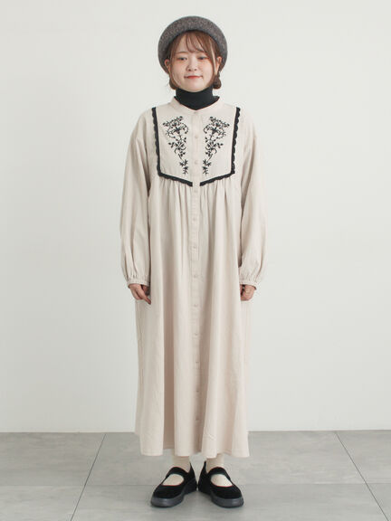 【S/Mサイズ】切替配色刺繍ワンピース（ブラック/ベージュ/モカ）｜Samansa Mos2（サマンサ モスモス）通販