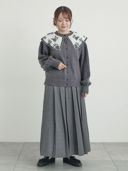 【帯電防止裏地】柄アソートプリーツスカート（チャコールグレー/レッド/ベージュ/グリーン）｜Samansa Mos2（サマンサ モスモス）通販