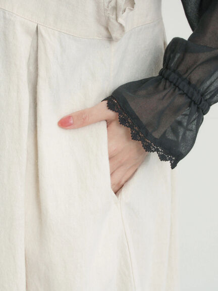 【Cross×Linen】肩フリル前後2WAYジャンパースカート（ブラック/ベージュ）｜Samansa Mos2（サマンサ モスモス）通販