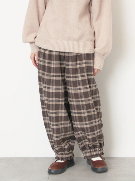 【帯電防止裏地】ヘリンボーンバルーンパンツ《M/Lサイズ》（チャコールグレー/ベージュ/ブラウン/キャメル）｜Samansa Mos2（サマンサ モスモス）通販