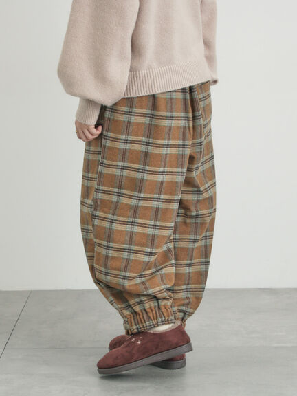 【帯電防止裏地】ヘリンボーンバルーンパンツ《M/Lサイズ》（チャコールグレー/ベージュ/ブラウン/キャメル）｜Samansa Mos2（サマンサ モスモス）通販