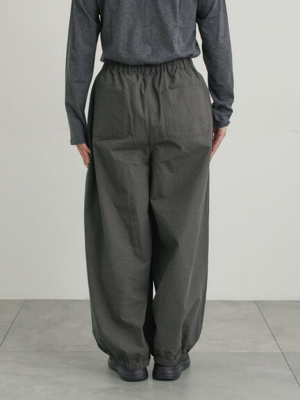 【M/Lサイズ】センターピンタック裾ギャザーパンツ（チャコールグレー/ベージュ/イエロー/ネイビー）｜Samansa Mos2（サマンサ モスモス）通販