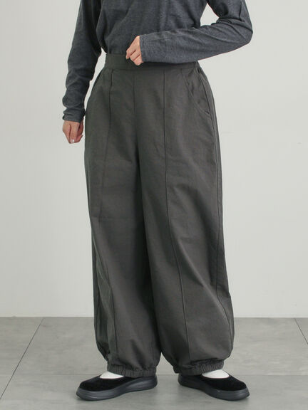 【M/Lサイズ】センターピンタック裾ギャザーパンツ（チャコールグレー/ベージュ/イエロー/ネイビー）｜Samansa Mos2（サマンサ モスモス）通販