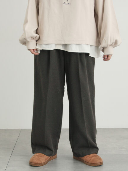 【帯電防止裏地】ツータックストレートパンツ《M/Lサイズ》（チャコールグレー/ベージュ/ブラウン）｜Samansa Mos2（サマンサ モスモス）通販