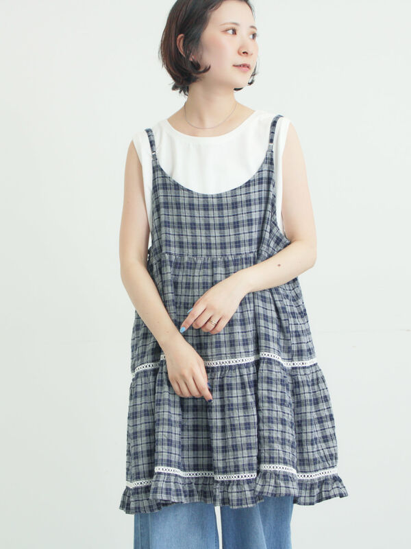 はしごレースティアードキャミチュニック（オフホワイト/ブラック