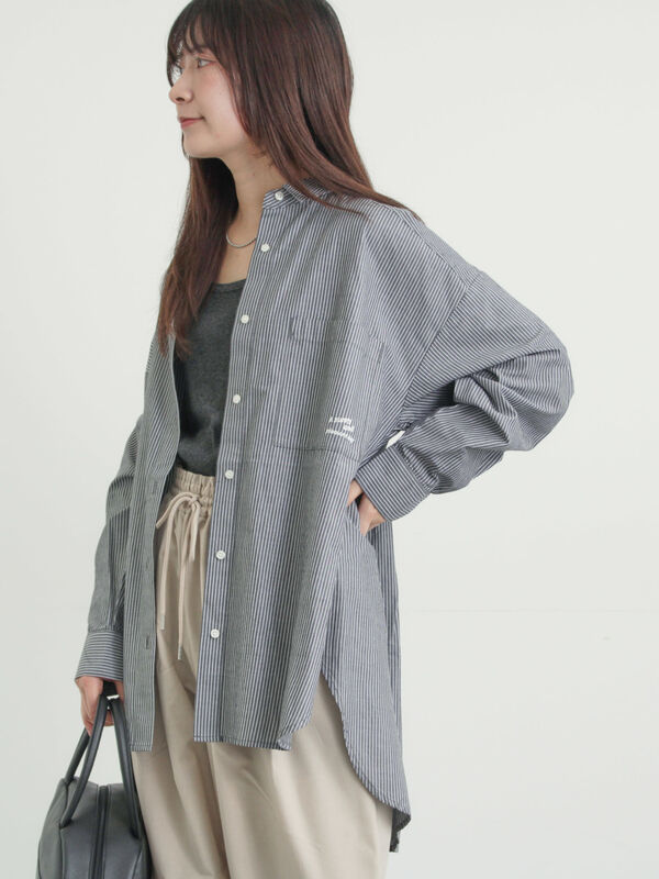 セール】 ワンポイント刺繍オーバーシャツ（オフホワイト/ブルー