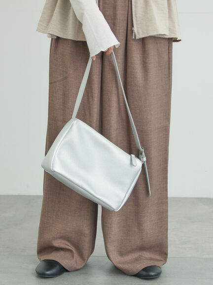 ワンハンドルミニショルダーバッグ（シルバー/ブラック/ブラウン）｜Samansa Mos2（サマンサ モスモス）通販