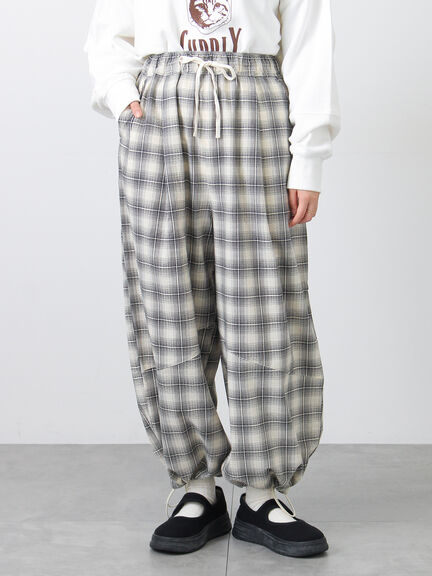 【2WAY】裾しぼり切替えパンツ（ブラック/ピンク/ベージュ/カーキ）｜Samansa Mos2（サマンサ モスモス）通販