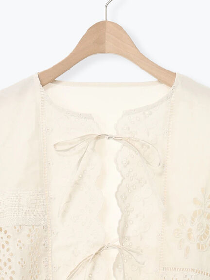 レースパッチワークブラウス（オフホワイト/ブラック/キナリ）｜Samansa Mos2（サマンサ モスモス）通販