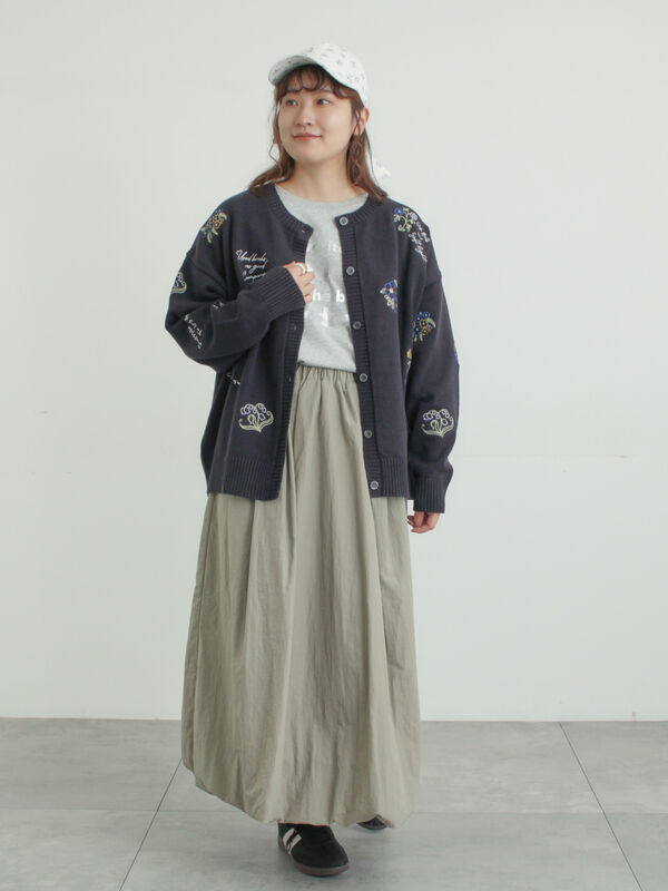 花+ロゴ総柄刺繍カーディガン（オフホワイト/グリーン/ネイビー