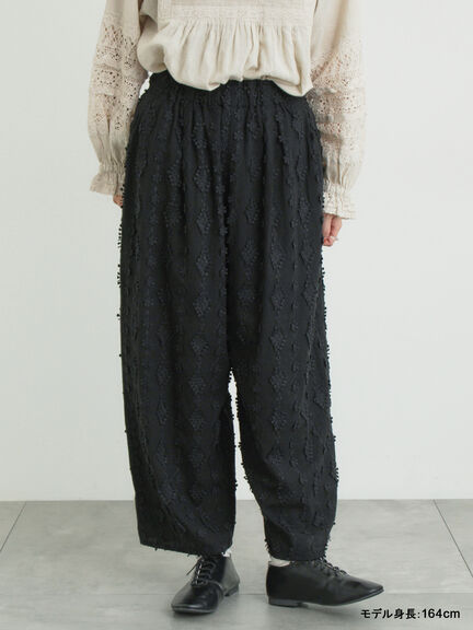 【kazumi×Samansa Mos2】3D刺繍パンツ（オフホワイト/ブラック/ベージュ/ネイビー）｜Samansa Mos2（サマンサ モスモス）通販