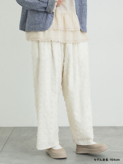 【kazumi×Samansa Mos2】3D刺繍パンツ（オフホワイト/ブラック/ベージュ/ネイビー）｜Samansa Mos2（サマンサ モスモス）通販