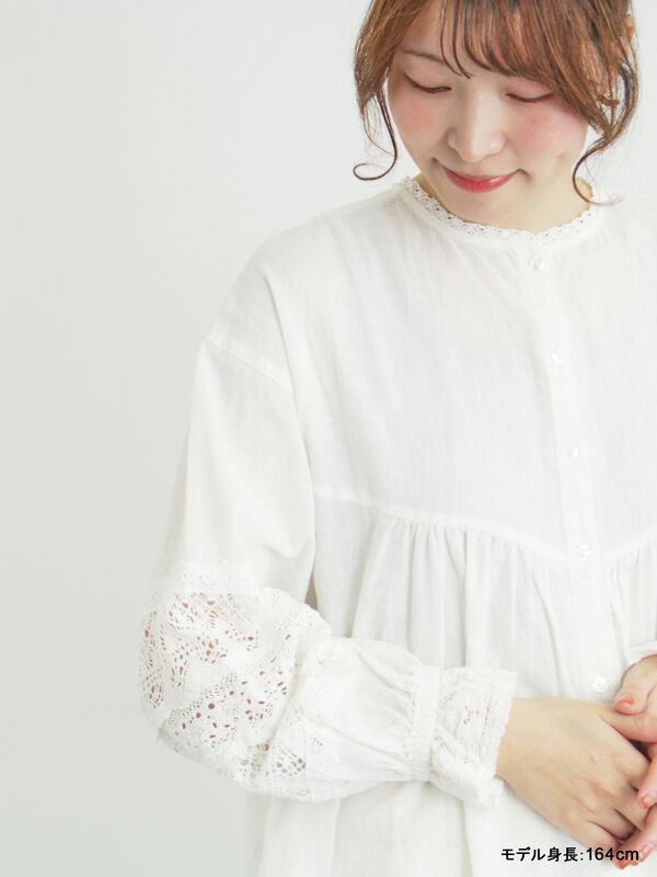 kazumi×Samansa Mos2】袖レース前後着ブラウス（オフホワイト/ブラック