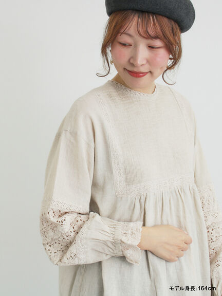【kazumi×Samansa Mos2】袖レース前後着ブラウス（オフホワイト/ブラック/ピンク/ベージュ/ブルー）｜Samansa Mos2（サマンサ モスモス）通販