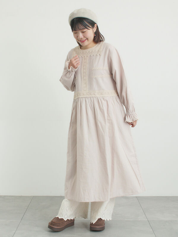 レースピンタックワンピース（チャコールグレー/ベージュ/キナリ