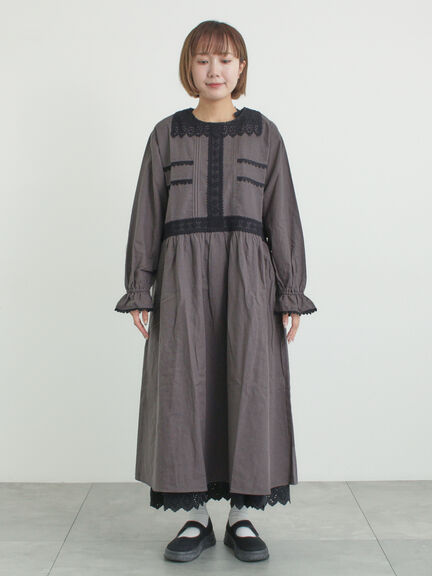 レースピンタックワンピース（チャコールグレー/ベージュ/キナリ）｜Samansa Mos2（サマンサ モスモス）通販
