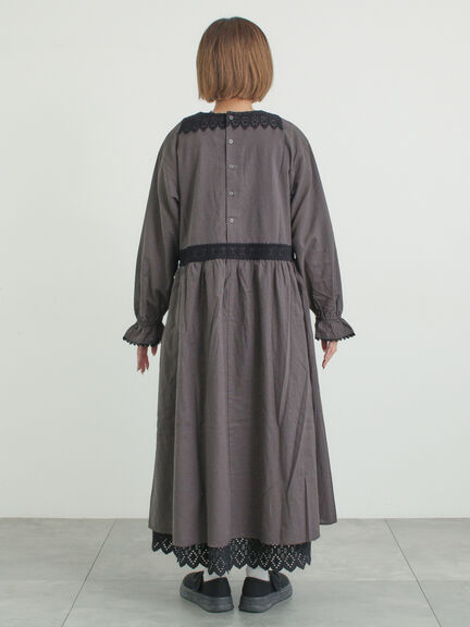 レースピンタックワンピース（チャコールグレー/ベージュ/キナリ）｜Samansa Mos2（サマンサ モスモス）通販