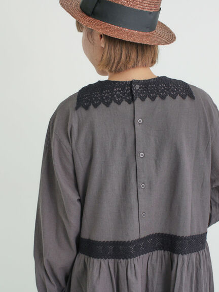 レースピンタックワンピース（チャコールグレー/ベージュ/キナリ）｜Samansa Mos2（サマンサ モスモス）通販