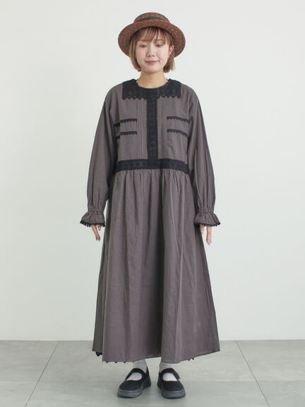 レースピンタックワンピース（チャコールグレー/ベージュ/キナリ）｜Samansa Mos2（サマンサ モスモス）通販