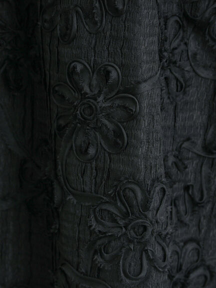 花柄テープ刺繍フレアスカート（オフホワイト/ブラック）｜Samansa Mos2（サマンサ モスモス）通販