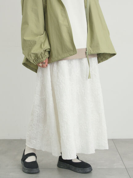 花柄テープ刺繍フレアスカート（オフホワイト/ブラック）｜Samansa Mos2（サマンサ モスモス）通販