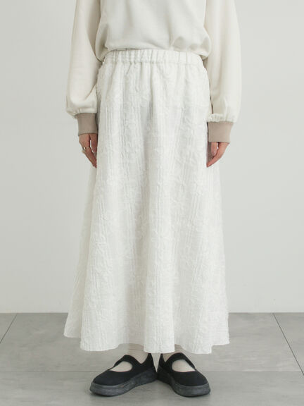 花柄テープ刺繍フレアスカート（オフホワイト/ブラック）｜Samansa Mos2（サマンサ モスモス）通販