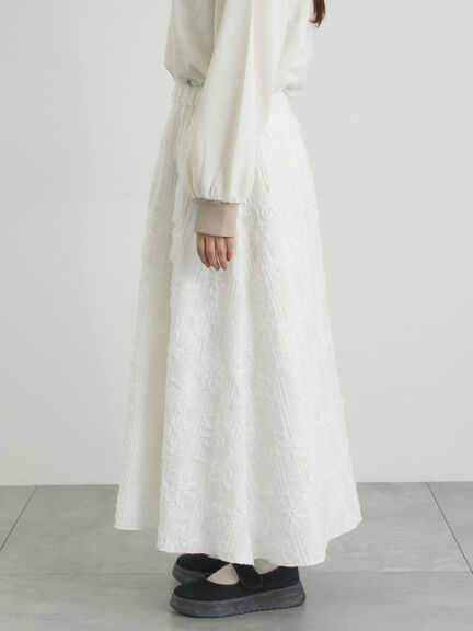 花柄テープ刺繍フレアスカート（オフホワイト/ブラック）｜Samansa Mos2（サマンサ モスモス）通販