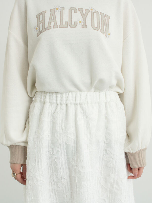 花柄テープ刺繍フレアスカート（オフホワイト/ブラック/ボトムス