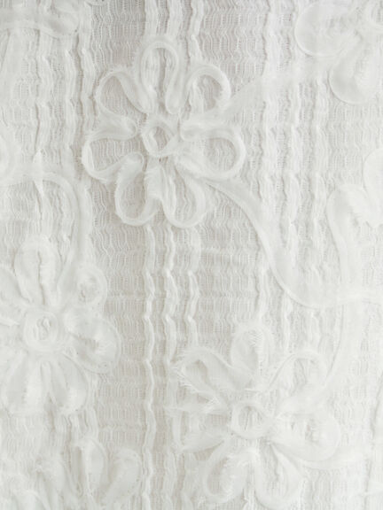 花柄テープ刺繍フレアスカート（オフホワイト/ブラック）｜Samansa Mos2（サマンサ モスモス）通販