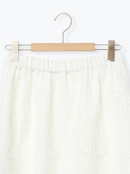 花柄テープ刺繍フレアスカート（オフホワイト/ブラック）｜Samansa Mos2（サマンサ モスモス）通販