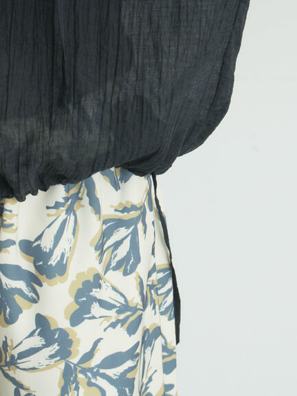 シアー裾ドロストフードシャツ（オフホワイト/ブラック/サックスブルー）｜Samansa Mos2（サマンサ モスモス）通販