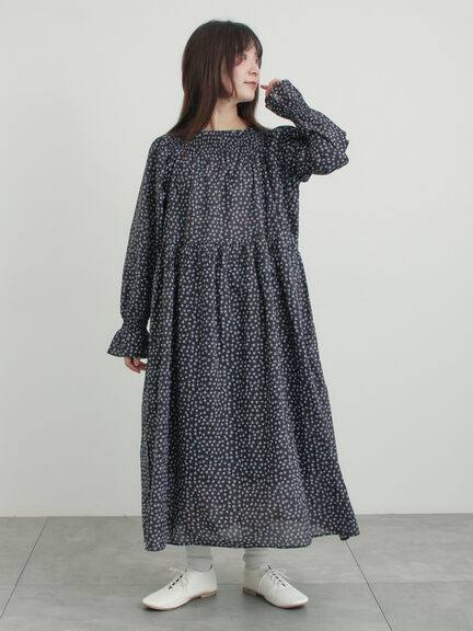 花柄シャーリングワンピース（ブラック/イエロー/カーキ）｜Samansa Mos2（サマンサ モスモス）通販