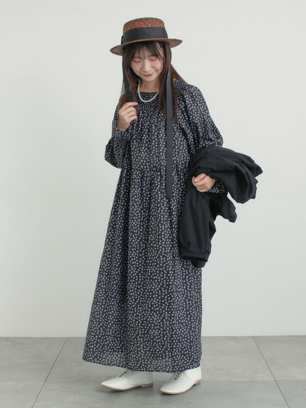 セール】 花柄シャーリングワンピース（ブラック/イエロー/カーキ