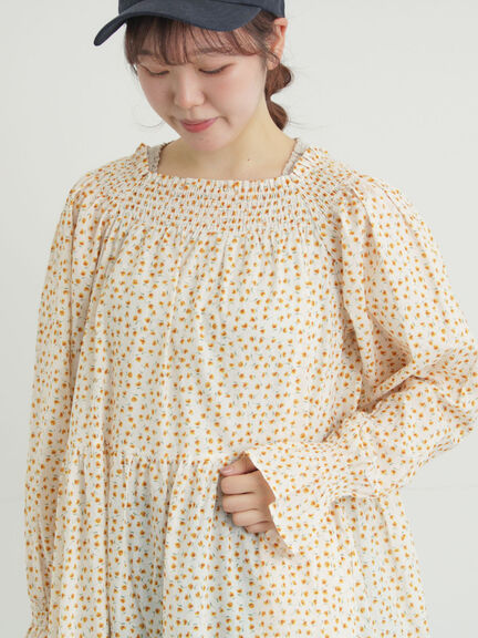 花柄シャーリングワンピース（ブラック/イエロー/カーキ）｜Samansa Mos2（サマンサ モスモス）通販