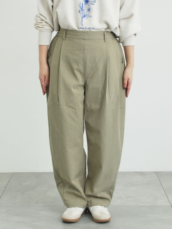 ツータックカーブパンツ（オフホワイト/ブラック/ピンク/カーキ