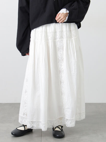 ローズ柄レースギャザースカート（オフホワイト/ブラック/ピンク）｜Samansa Mos2（サマンサ モスモス）通販