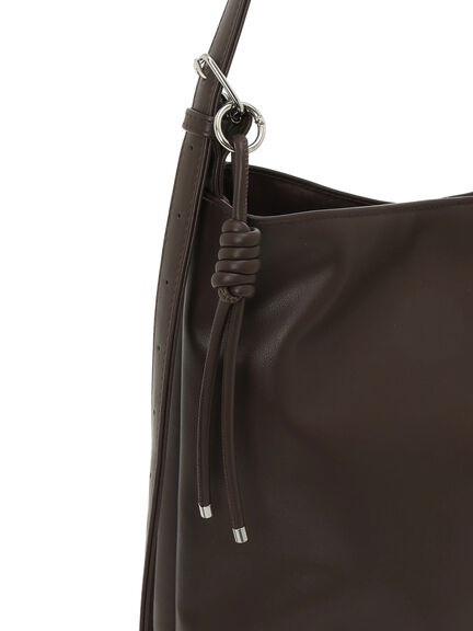 ビッグショルダーバッグ（シルバー/ブラック/ダークブラウン/グレージュ）｜Samansa Mos2（サマンサ モスモス）通販