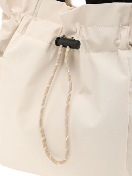 【MOOMIN×SamansaMos2】インナー総柄巾着バッグ（ブラック/ベージュ/カーキ）｜Samansa Mos2（サマンサ モスモス）通販