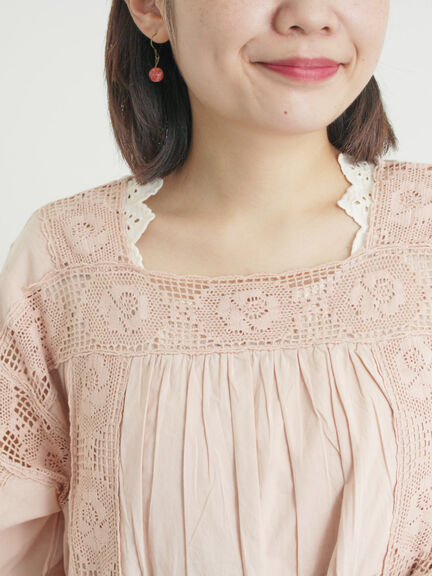 ローズ柄レーススクエアネックワンピース（オフホワイト/ブラック/ピンク/レッド）｜Samansa Mos2（サマンサ モスモス）通販