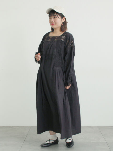 ローズ柄レーススクエアネックワンピース（オフホワイト/ブラック/ピンク/レッド）｜Samansa Mos2（サマンサ モスモス）通販