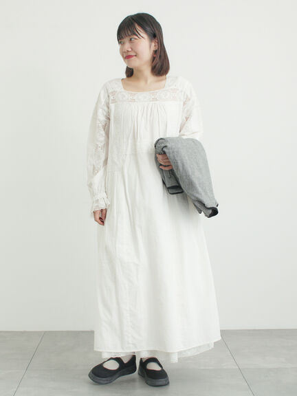 ローズ柄レーススクエアネックワンピース（オフホワイト/ブラック/ピンク/レッド）｜Samansa Mos2（サマンサ モスモス）通販