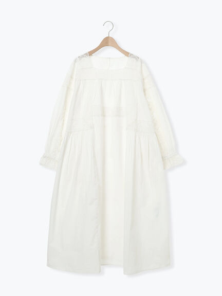 ローズ柄レーススクエアネックワンピース（オフホワイト/ブラック/ピンク/レッド）｜Samansa Mos2（サマンサ モスモス）通販