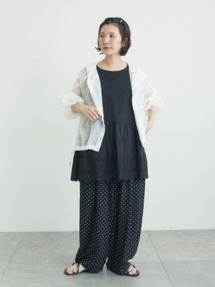 《新色追加》裾スカラップレースノースリーブインナー（オフホワイト/ブラック/ダークブラウン/ブルー）｜Samansa Mos2（サマンサ モスモス）通販