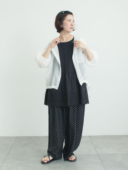 《新色追加》裾スカラップレースノースリーブインナー（オフホワイト/ブラック/ダークブラウン/ブルー）｜Samansa Mos2（サマンサ モスモス）通販